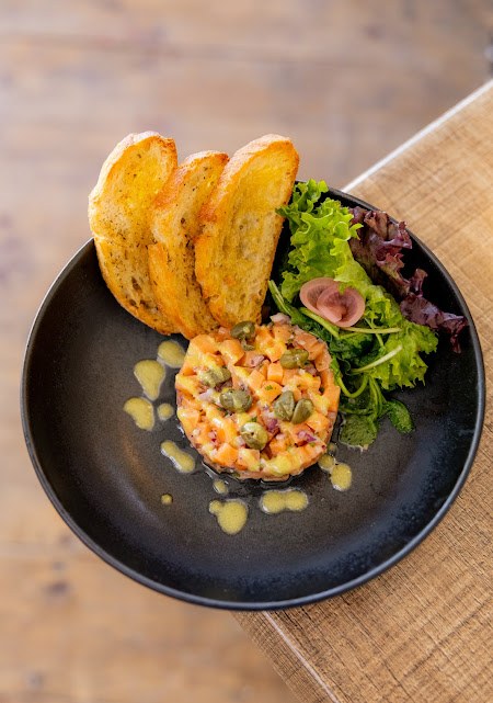 Tartare de salmón